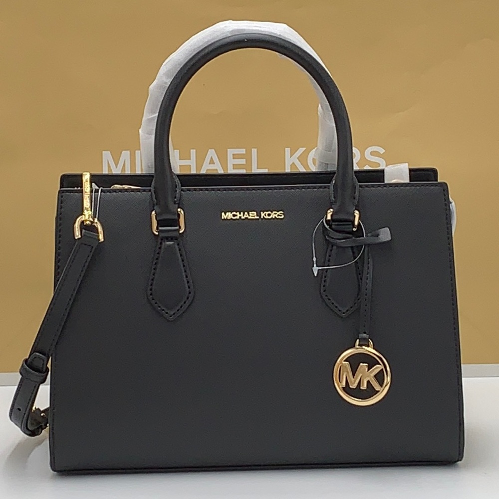MICHAEL KORS SHEILA MEDIUM CENTER ZIP SATCHEL / CROSSBODY BLACK COLOR